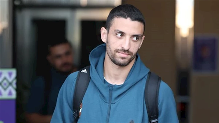 طاهر محمد طاهر يكشف تفاصيل تجديد عقده مع الأهلي