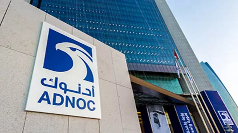 تعرض سفينتين إماراتيين لهجوم في مضيق هرمز