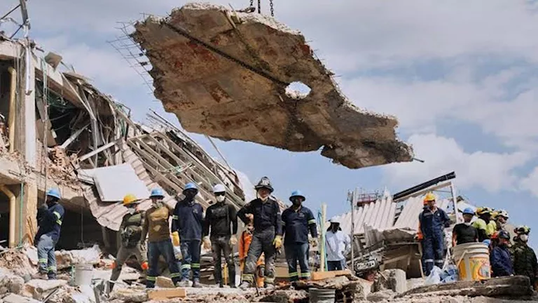 زلزال كولومبيا يرفع حصيلة الضحايا إلى 319 قتيلًا