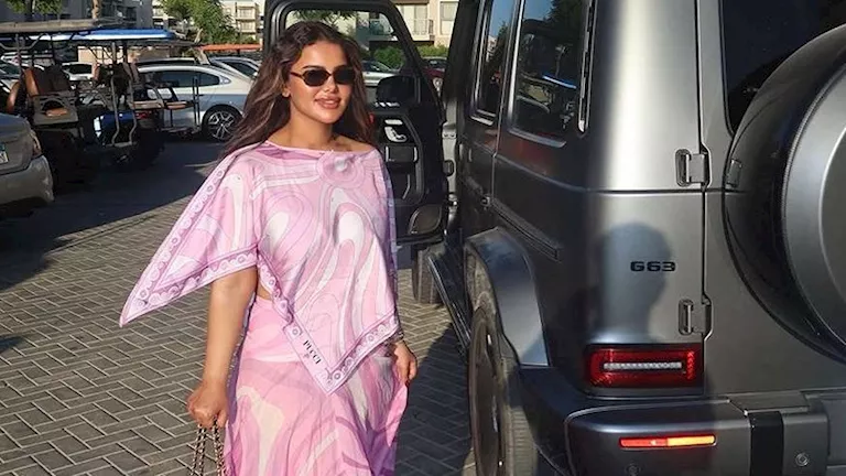 “قمري”.. زوجة إمام عاشور تنشر صورًا جديدة وإمام يعلق