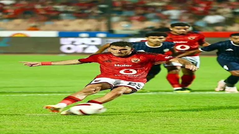 ركلة جزاء الأهلي أمام الشرقية إنبي تثير الجدل بالدوري
