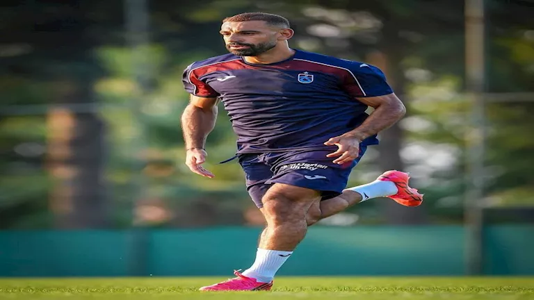 مدرب طرابزون سبور يشيد بالتعاقد مع محمد صلاح