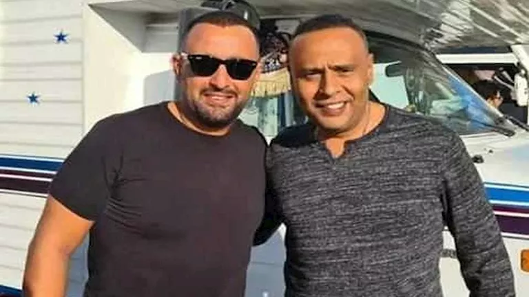 سخرية واعتذار.. القصة الكاملة لأزمة الفنان محمود عبد المغني